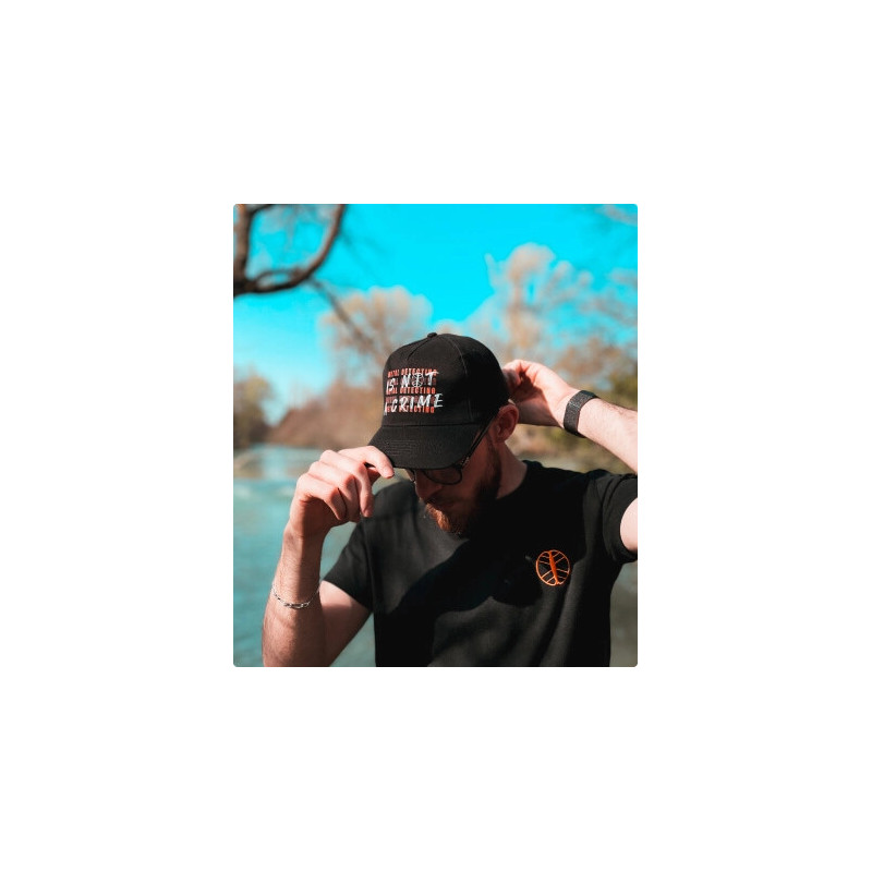 Casquette "Metal detecting is not a crime"