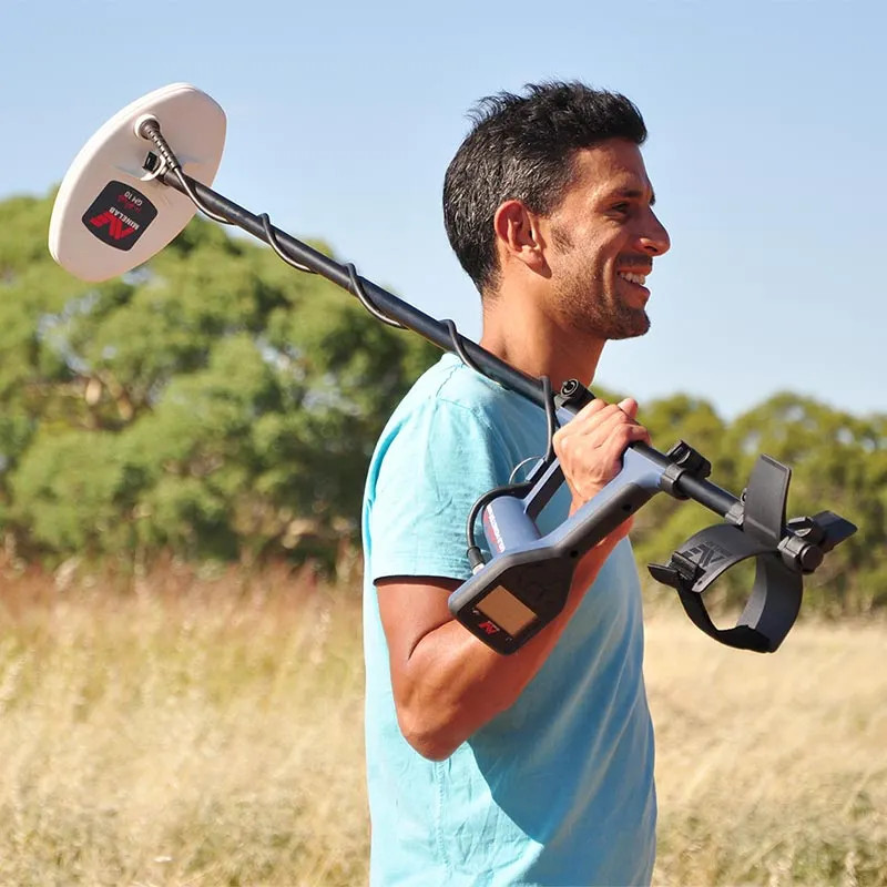 Minelab Gold Monster 1000 + disque GM 10 - Detecteurs.fr